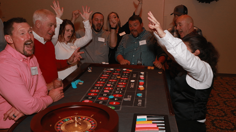 should-you-tip-dealers-at-a-casino-party-eventricate